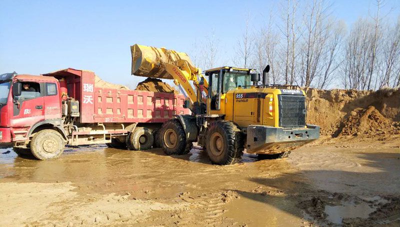 Колесный погрузчик 955T