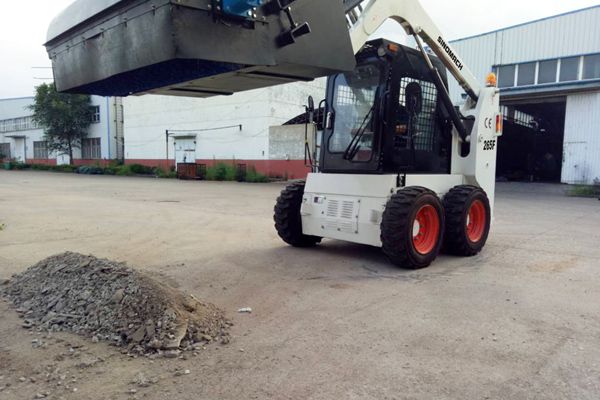 Погрузчик с бортовым поворотом 265F