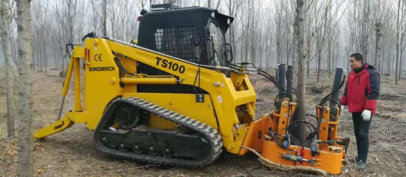 Погрузчик с бортовым поворотом TS100